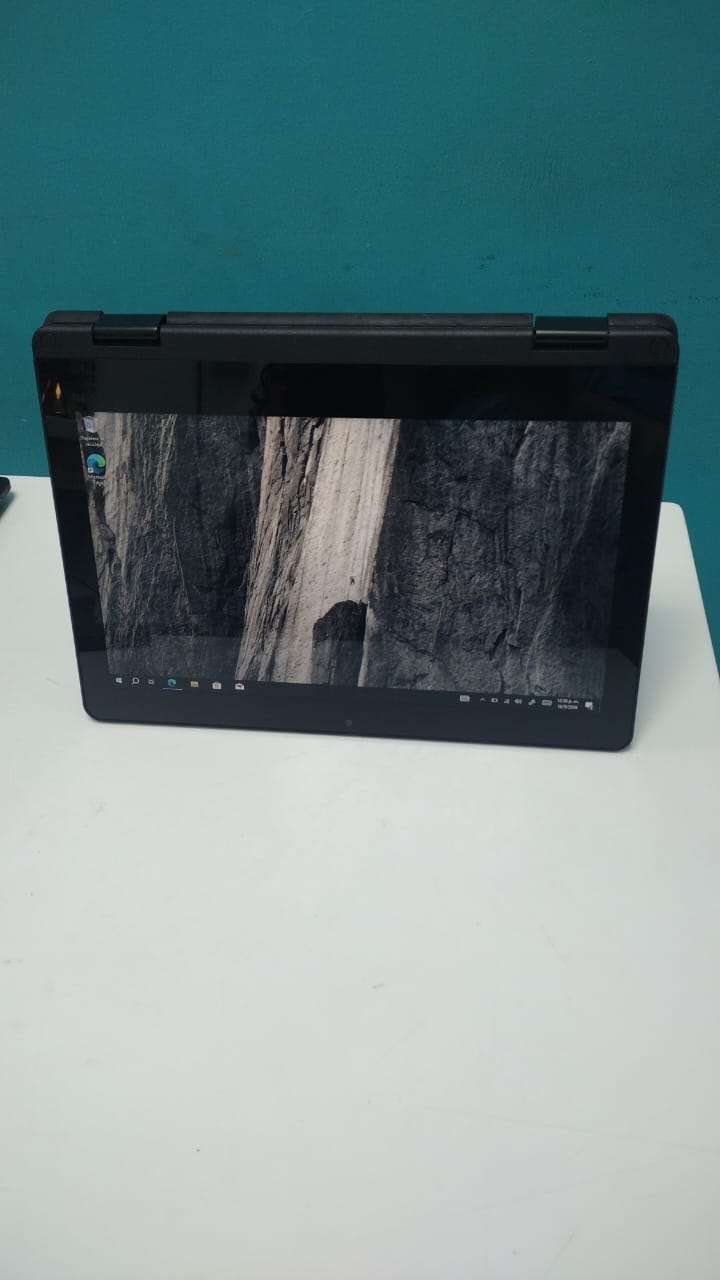 Lenovo Thinkpad 11e yoga Gen 6 touch / 8th Gen Intel core m3 8GB  DDR3 Foto 7321292-3.jpg