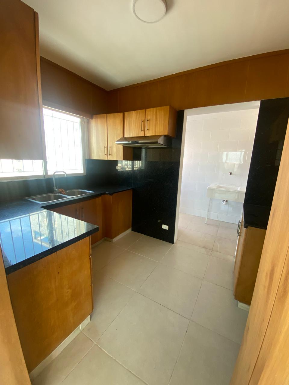 Apartamento en renta de 3 hab en Evaristo Morales Foto 7321326-14.jpg