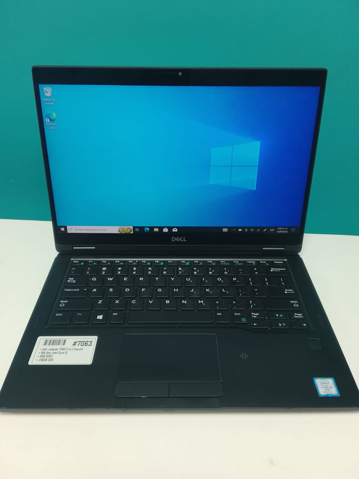Dell Latitude 7390 2-in1 touch 8th Gen Intel core i5 8GB 256 SSD  Foto 7321339-1.jpg