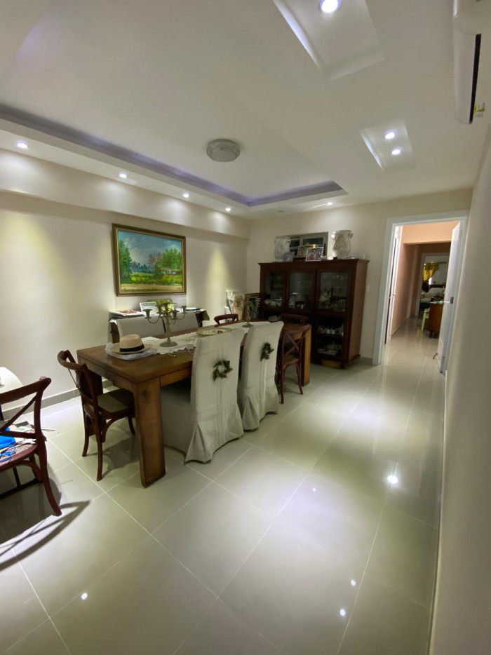 En Venta Apartamento en Evaristo Morales Foto 7321538-1.jpg