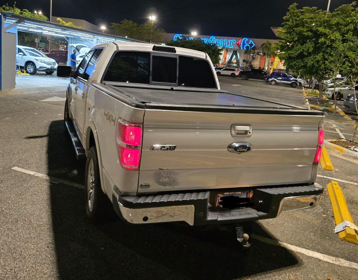 Ford F150 Lariat Doble Cabina 11  Foto 7321588-4.jpg