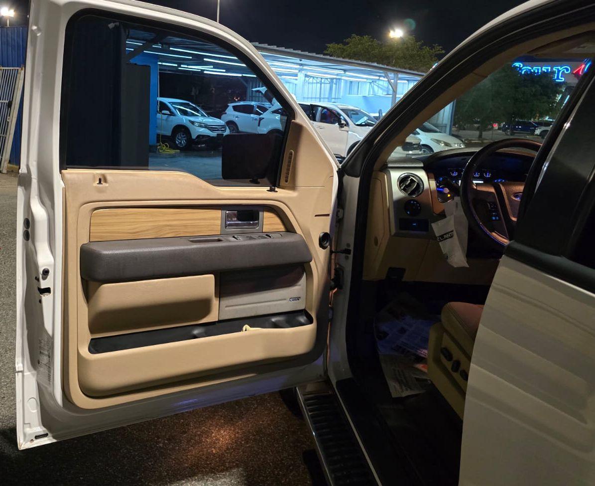 Ford F150 Lariat Doble Cabina 11  Foto 7321588-8.jpg