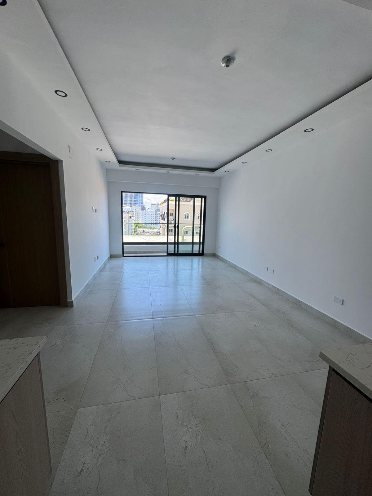 Renta apartamento en exclusivo sector Evaristo Morales Foto 7321621-6.jpg