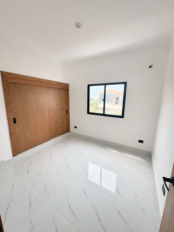 Casa Moderna en Venta en Prado Oriental – Santo Domingo Este Foto 7321634-3.jpg