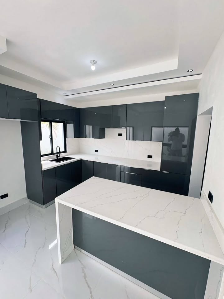 Casa Moderna en Venta en Prado Oriental – Santo Domingo Este Foto 7321636-5.jpg