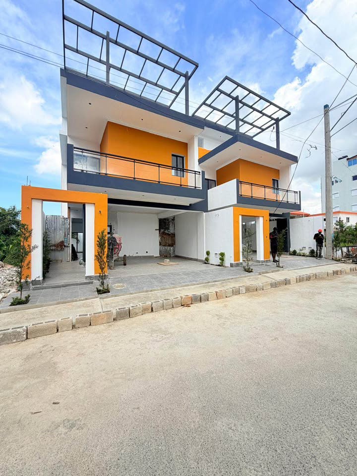 Casa Moderna en Venta en Prado Oriental – Santo Domingo Este Foto 7321639-2.jpg