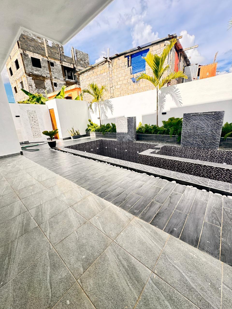 Casa de Lujo en Venta en Autopista San Isidro  4 Habitaciones Piscina  Foto 7321641-13.jpg