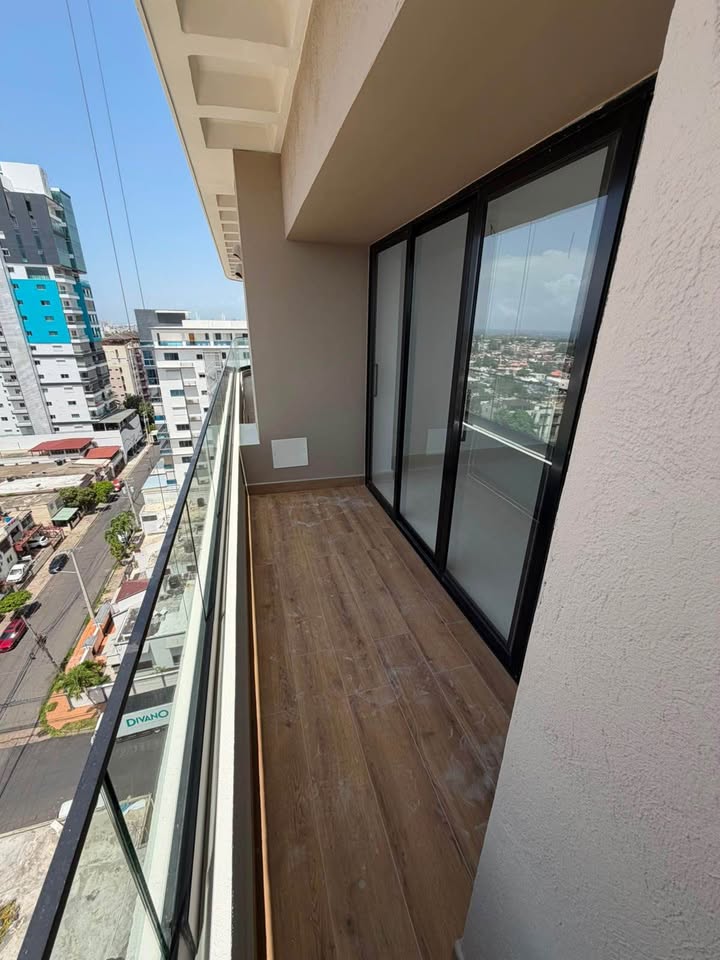 APARTAMENTO EN ALQUILER EN LA TORRE MERTLOT Foto 7321656-2.jpg
