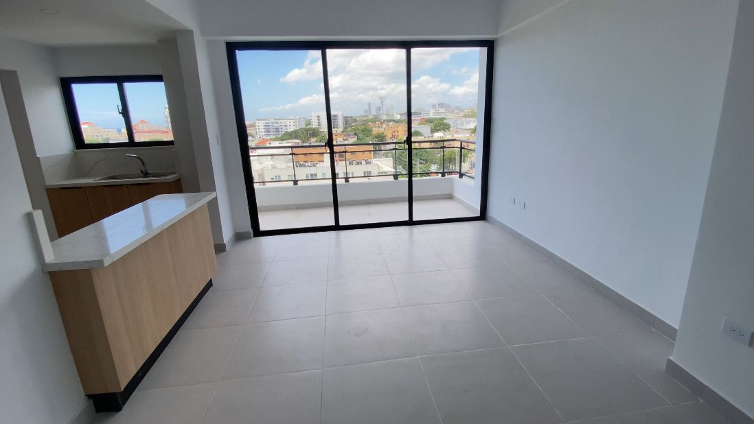 APARTAMENTO NUEVO CON 75 M DE TERRAZA  ZONA UNIVERSITARIA Foto 7321668-3.jpg