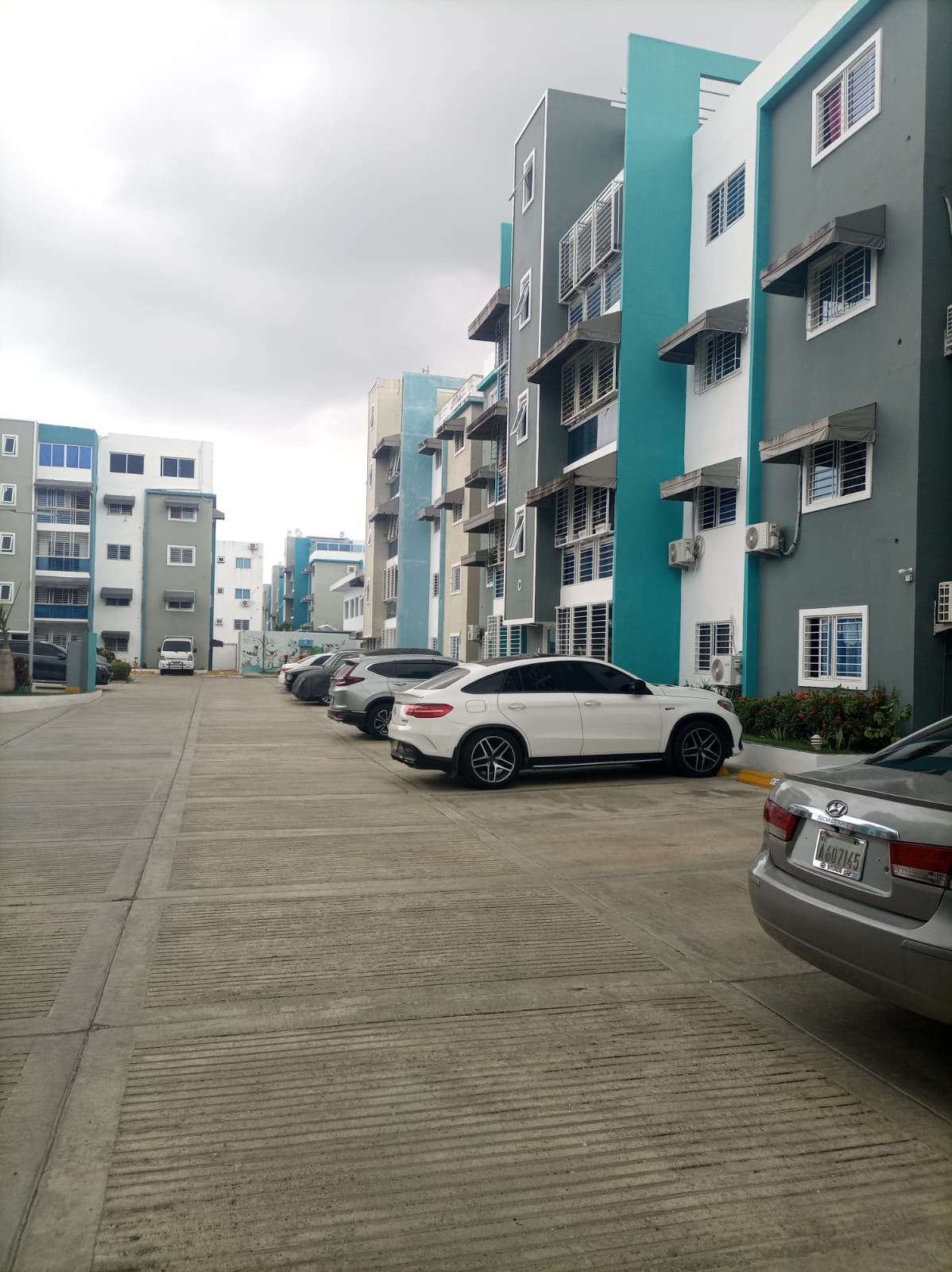 APTO en VENTA Próx Av Jacobo 2do Piso 3-Hab 2-B 1-Parq TTULO Próx COLI Foto 7321681-12.jpg