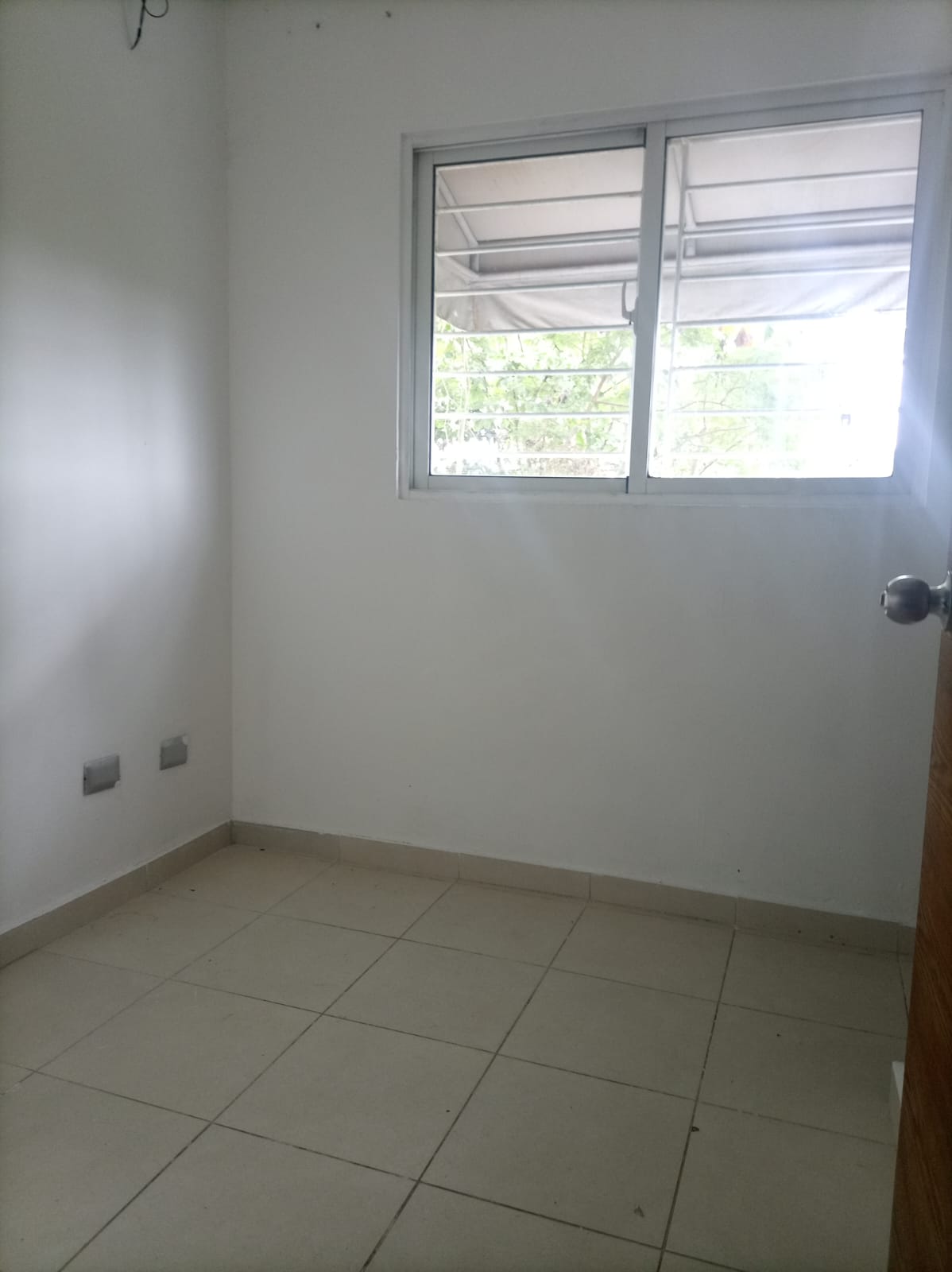 APTO en VENTA Próx Av Jacobo 2do Piso 3-Hab 2-B 1-Parq TTULO Próx COLI Foto 7321681-4.jpg