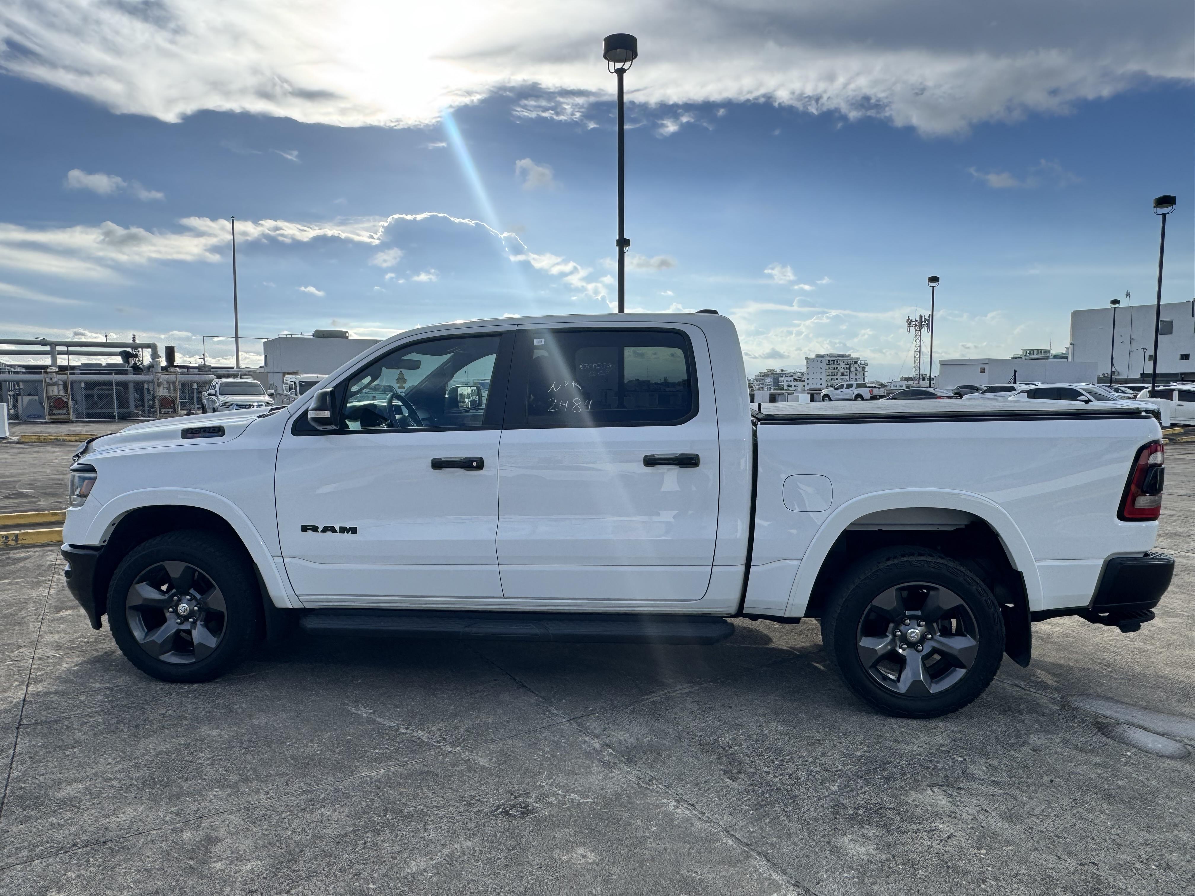 RAM 1500 Big Horn 2021 en Santo Domingo DN Foto 7321797-3.jpg
