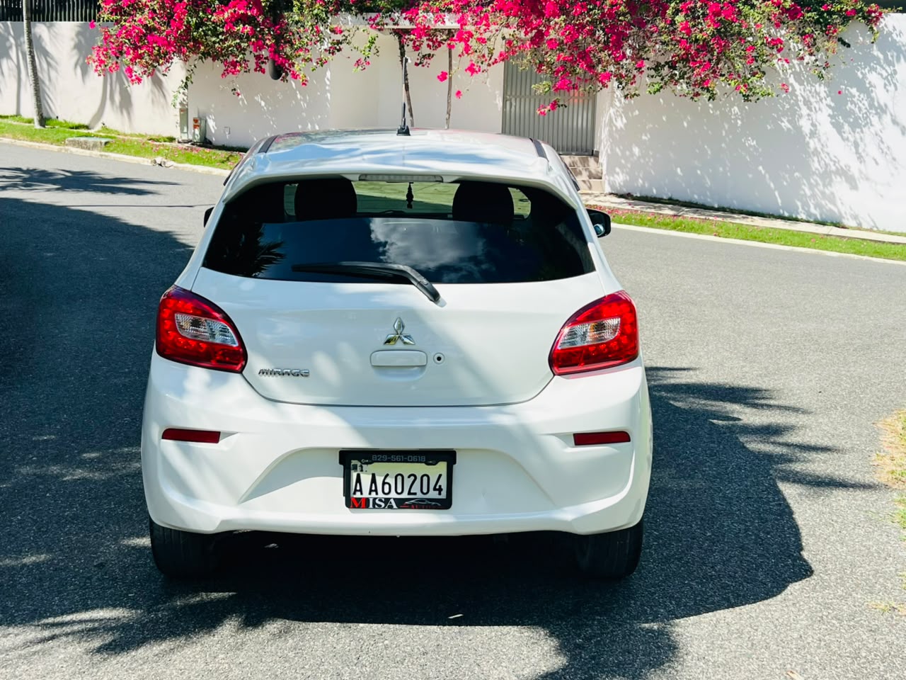 Mitsubishi Mirage 2018  Foto 7321871-10.jpg