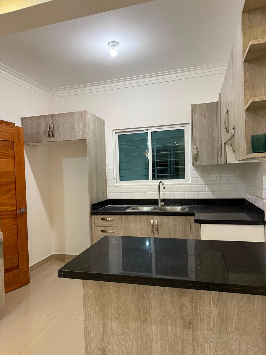 Apartamento con anexo de 2 habitaciones y terraza Foto 7321878-2.jpg