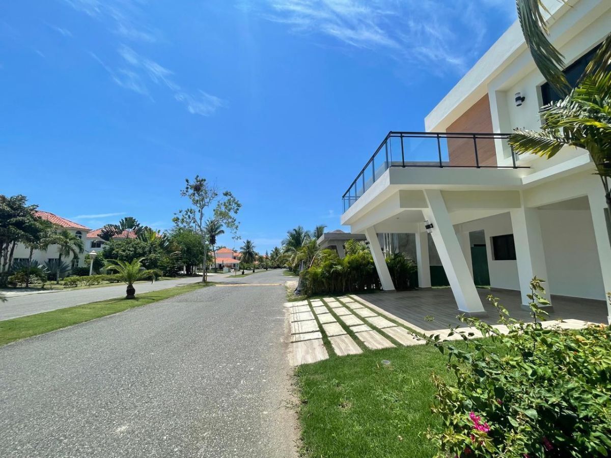 Villa moderna para estrenar en Juan Dolio Foto 7321918-2.jpg