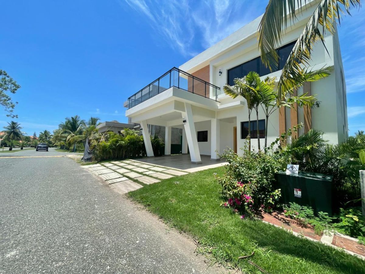 Villa moderna para estrenar en Juan Dolio Foto 7321918-4.jpg
