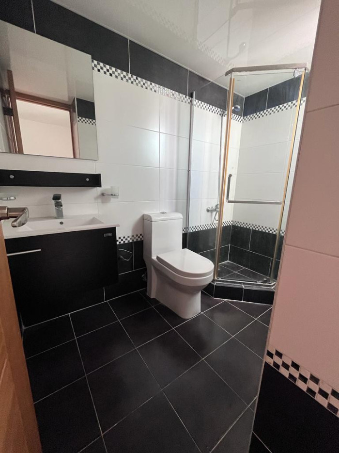 Apartamento con Linea Blanca en Evaristo Morales  Foto 7321940-13.jpg