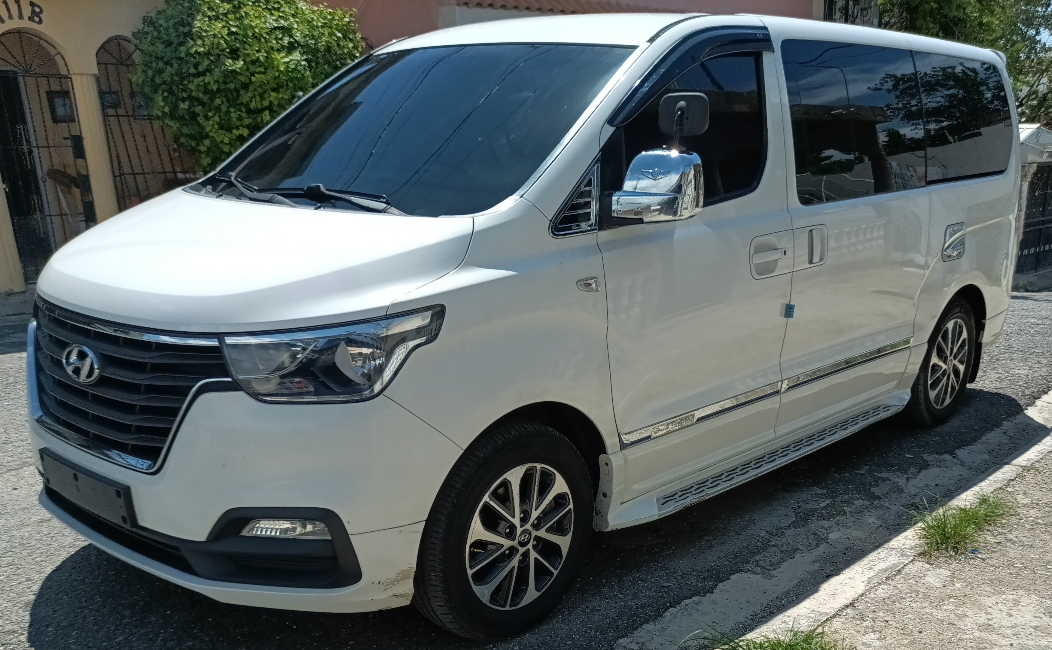 HYUNDAI H1 GRAND STAREX 2020 GLP Foto 7322024-2.jpg