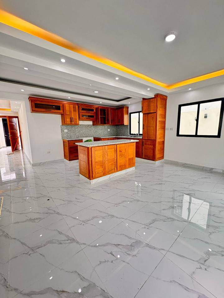 Venta de Hermosa Casa en Prado Oriental – Santo Domingo Este Foto 7322039-8.jpg