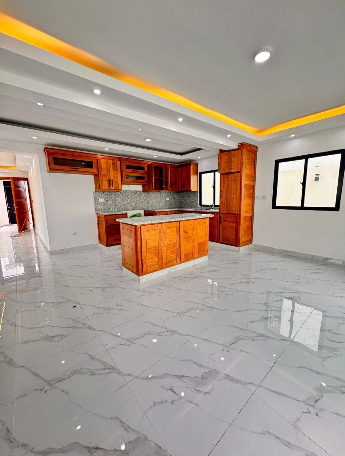 Venta de Hermosa Casa en Prado Oriental – Santo Domingo Este Foto 7322039-9.jpg