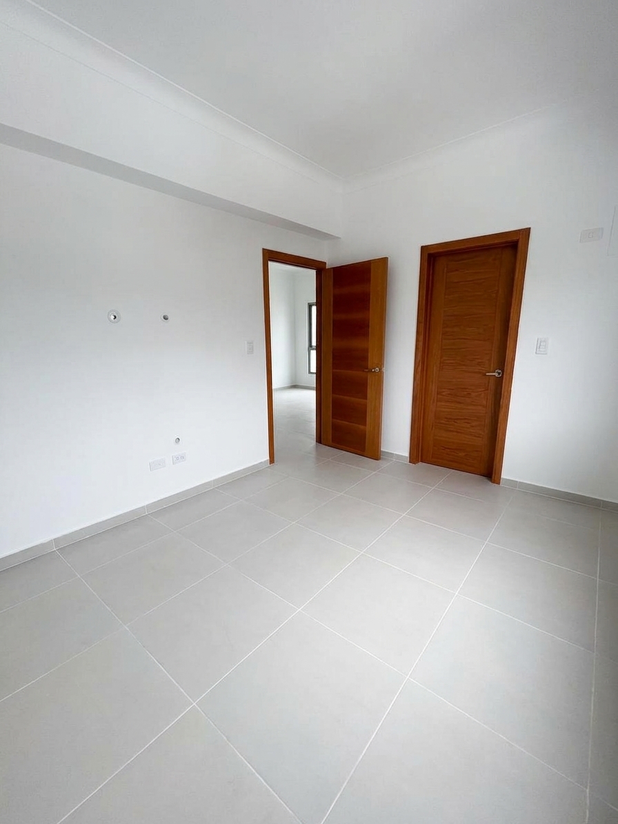 Alquiler de apartamento nuevo en Evaristo Morales Foto 7322060-8.jpg