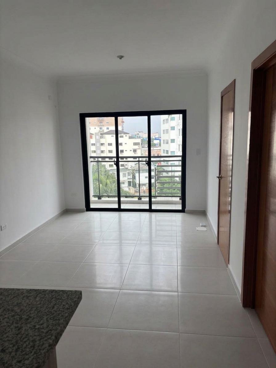Alquiler de apartamento nuevo en Evaristo Morales Foto 7322060-9.jpg