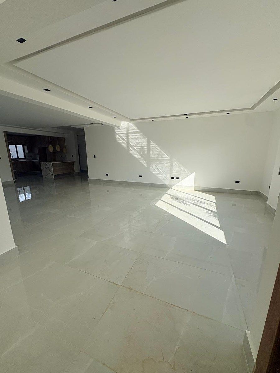 Casa para estrenar en Colinas del Oeste Foto 7322067-4.jpg