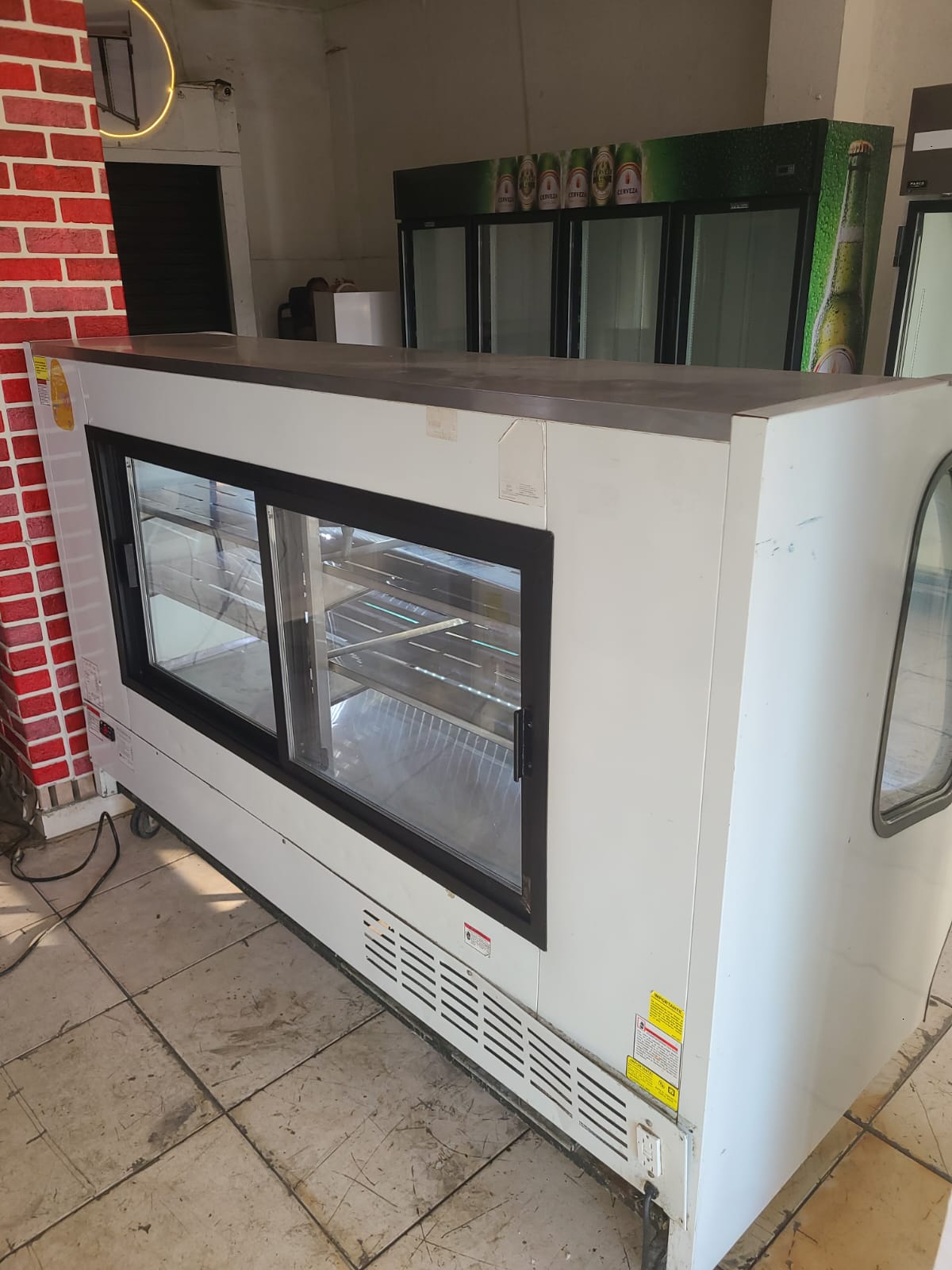 Vitrina refrigerada con envio y garantia. Foto 7322112-4.jpg