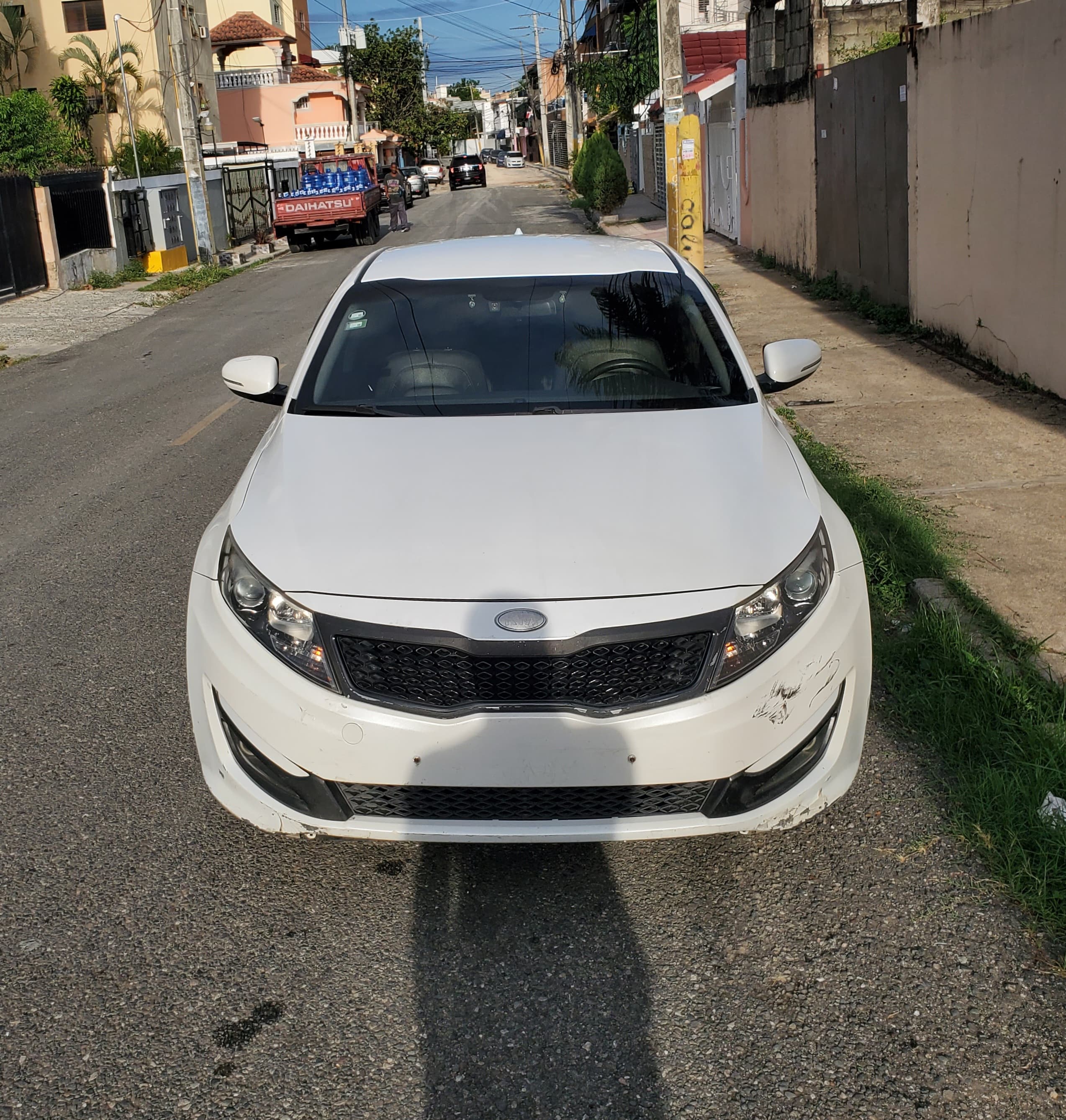 Kia k5 color blanco original Foto 7322120-2.jpg