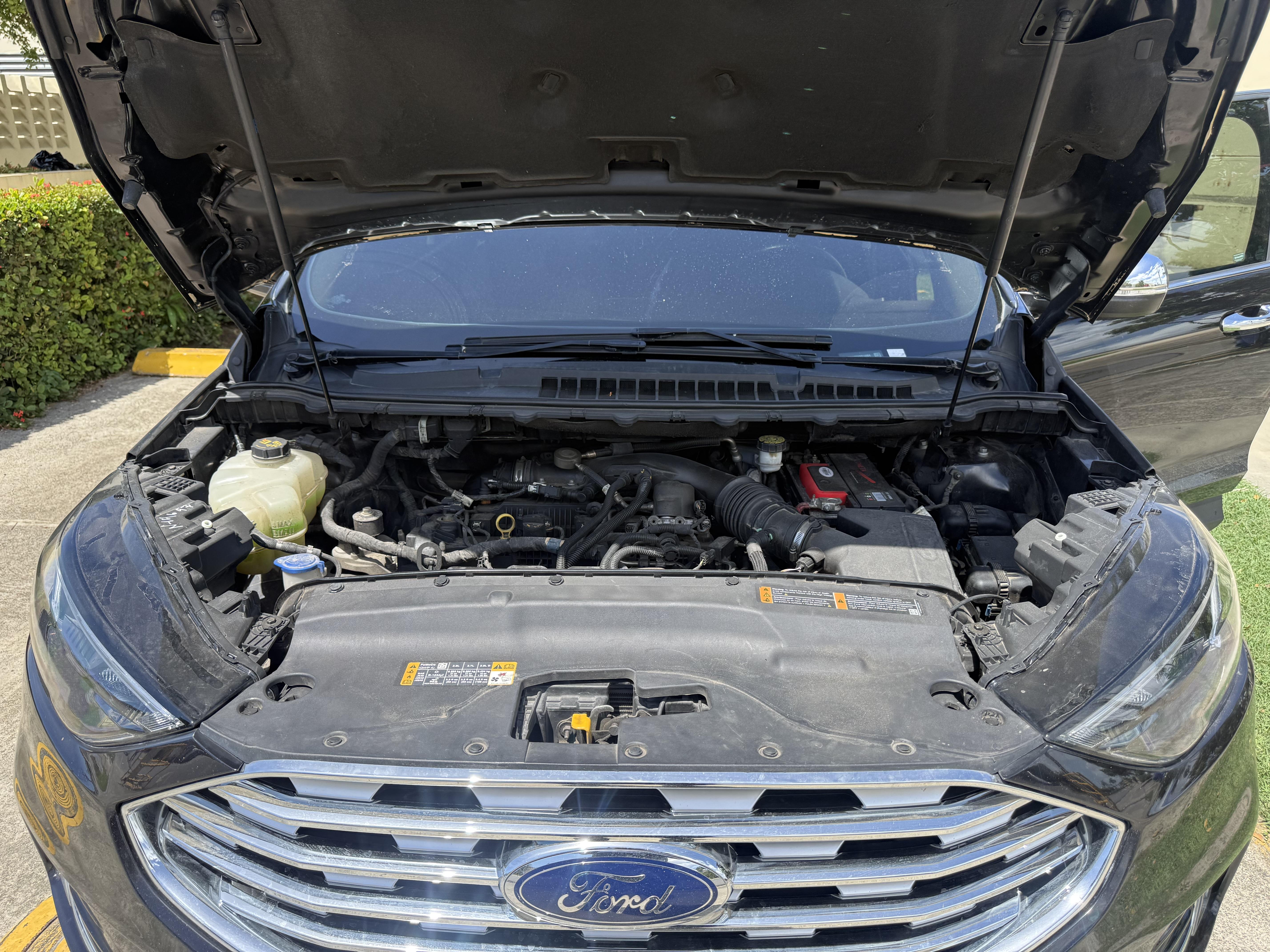 VENTA DE TRASPASO FORD EDGE 2019 180 MIL NEGOCIABLE Foto 7322130-4.jpg