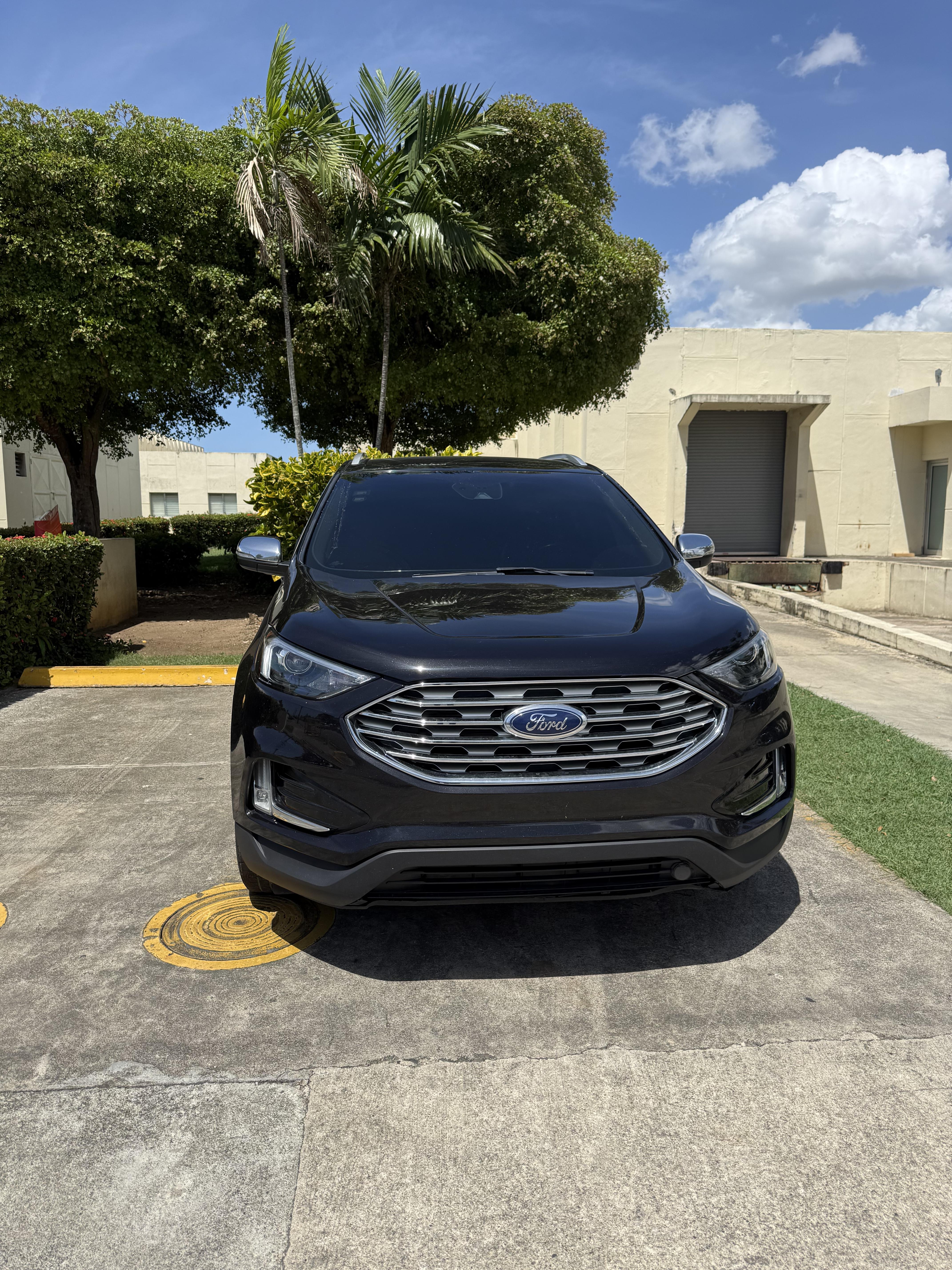 VENTA DE TRASPASO FORD EDGE 2019 180 MIL NEGOCIABLE Foto 7322130-5.jpg