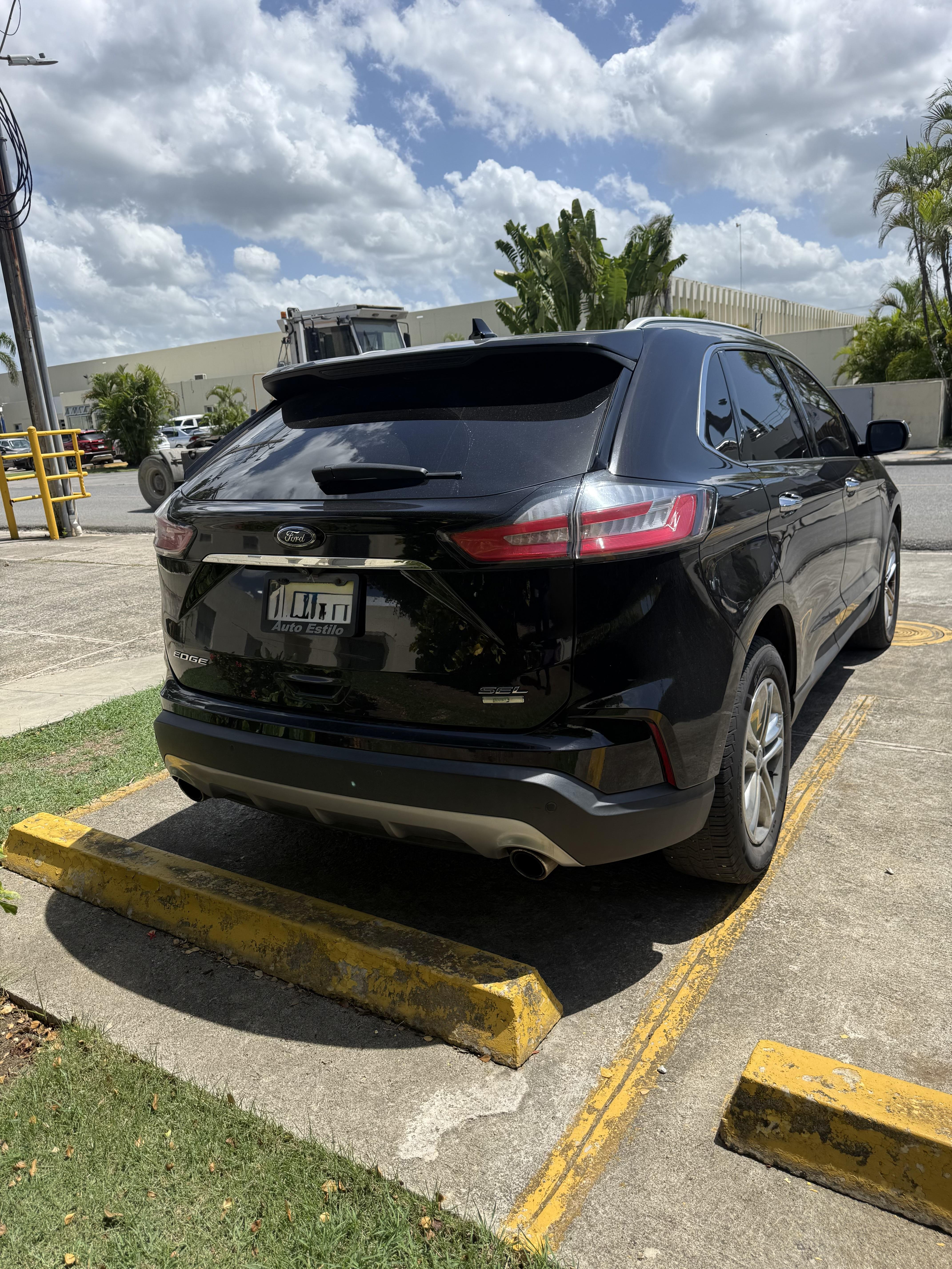 VENTA DE TRASPASO FORD EDGE 2019 180 MIL NEGOCIABLE Foto 7322130-8.jpg