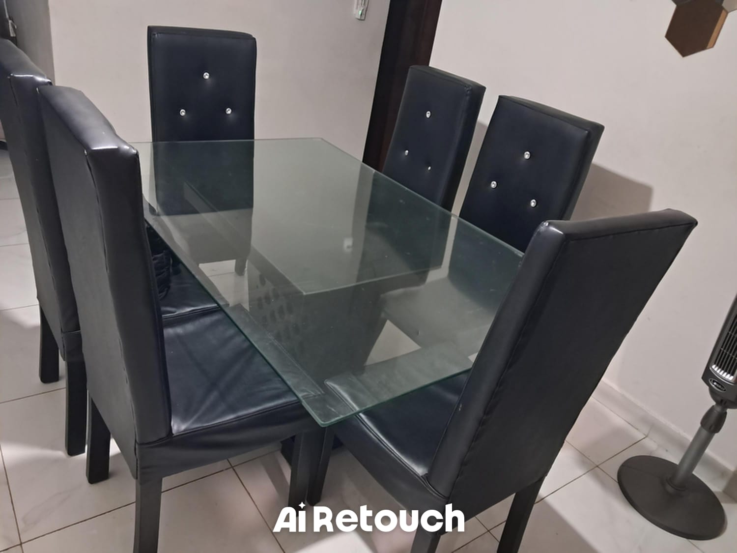 VENDO JUEGO DE COMEDOR COLOR NEGRO DE 6 SILLA CON TOPE DE CRISTA Foto 7322135-1.jpg
