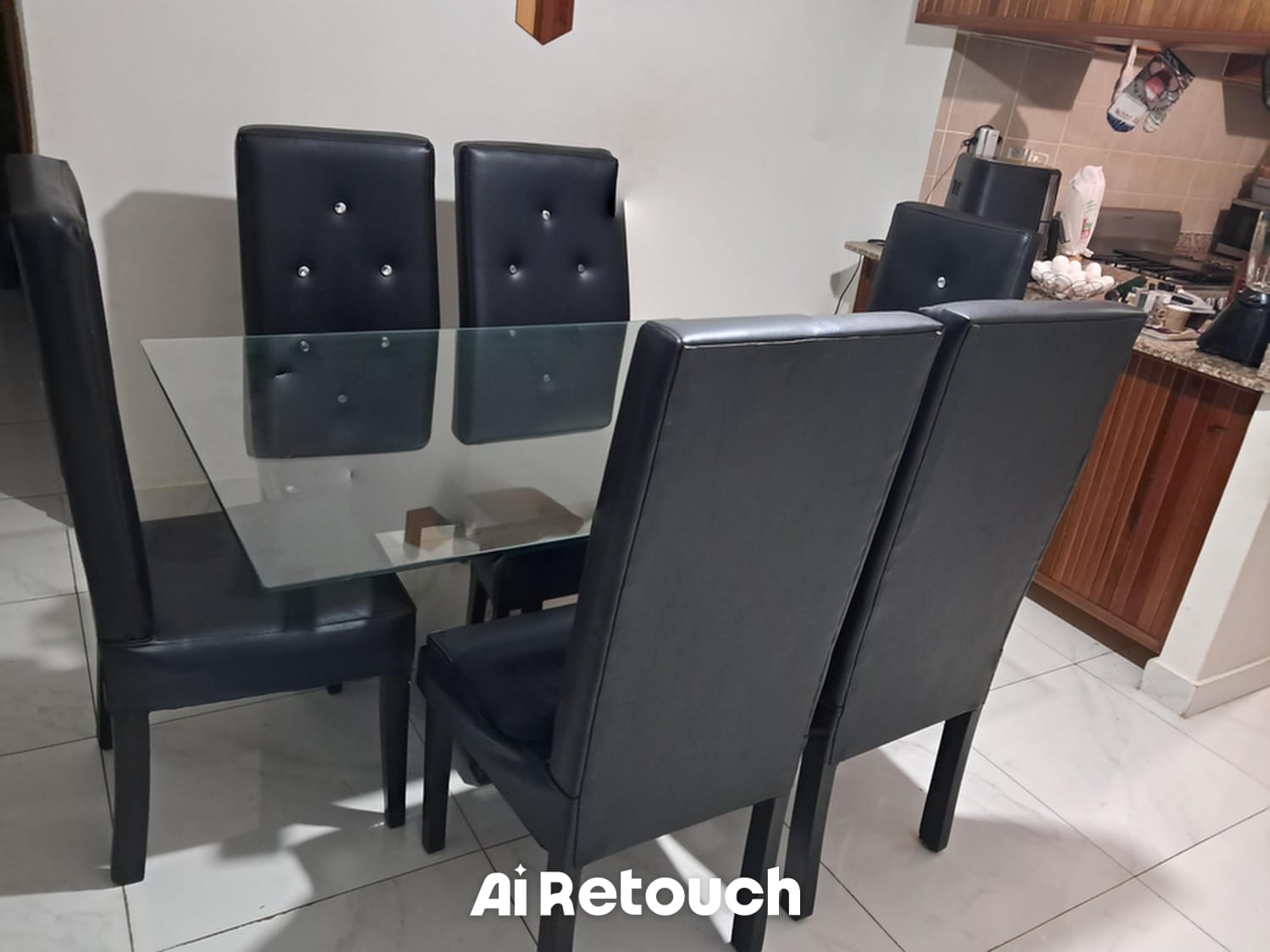 VENDO JUEGO DE COMEDOR COLOR NEGRO DE 6 SILLA CON TOPE DE CRISTA Foto 7322135-2.jpg