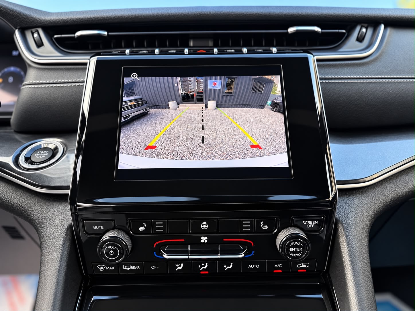 Jeep Grand Cherokee Altitud L 2021 Foto 7322151-8.jpg