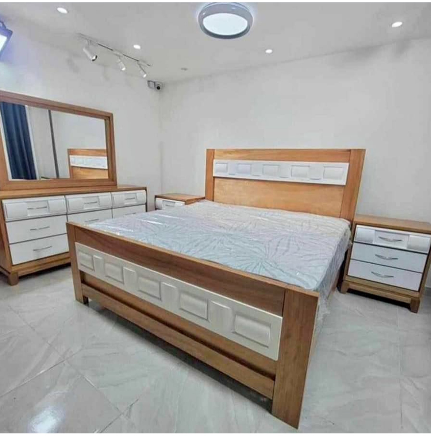 Dormitorio en caoba moderno  Foto 7322156-2.jpg