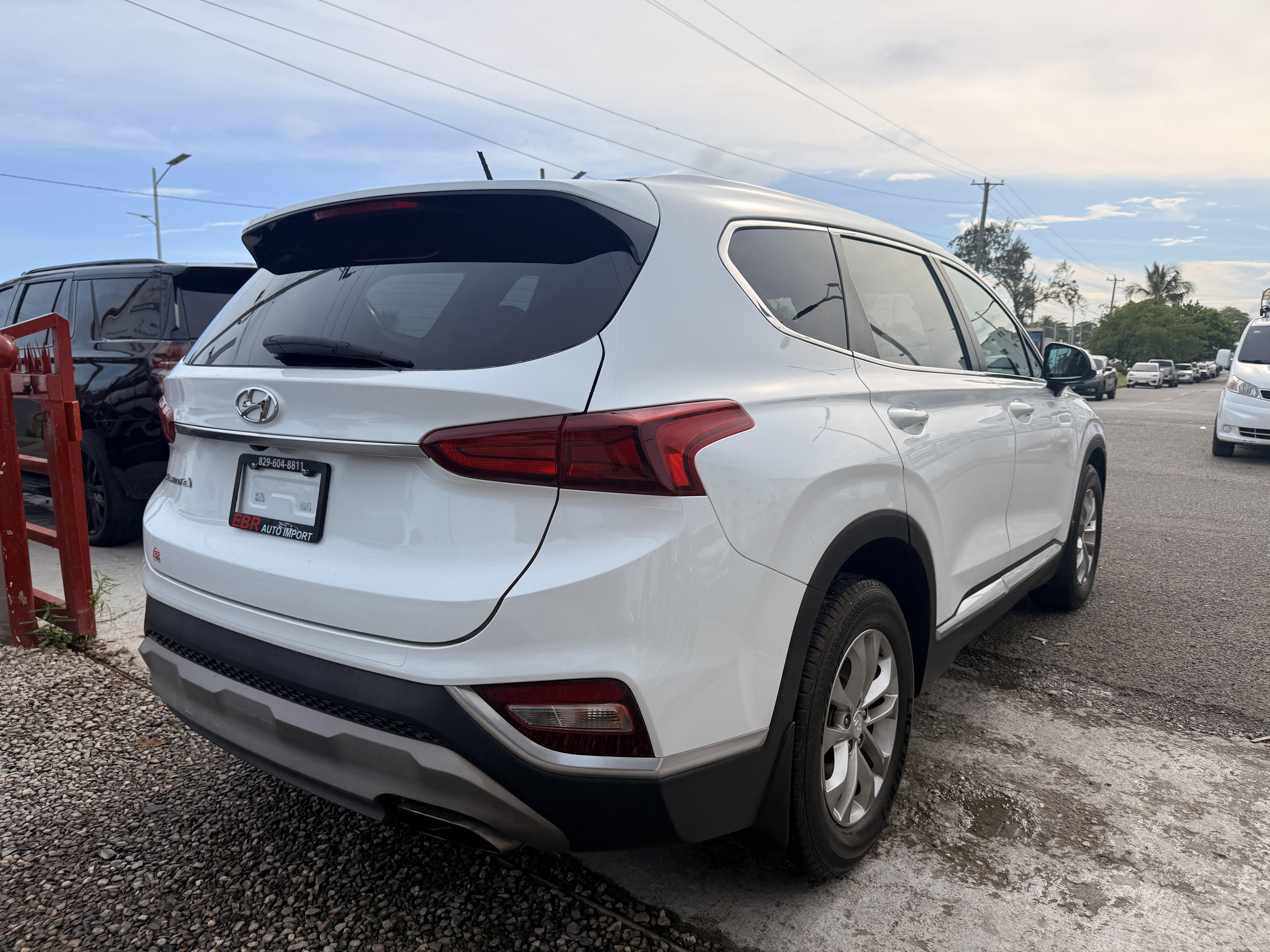 Hyundai Santa Fe SE 2020 Foto 7322157-3.jpg