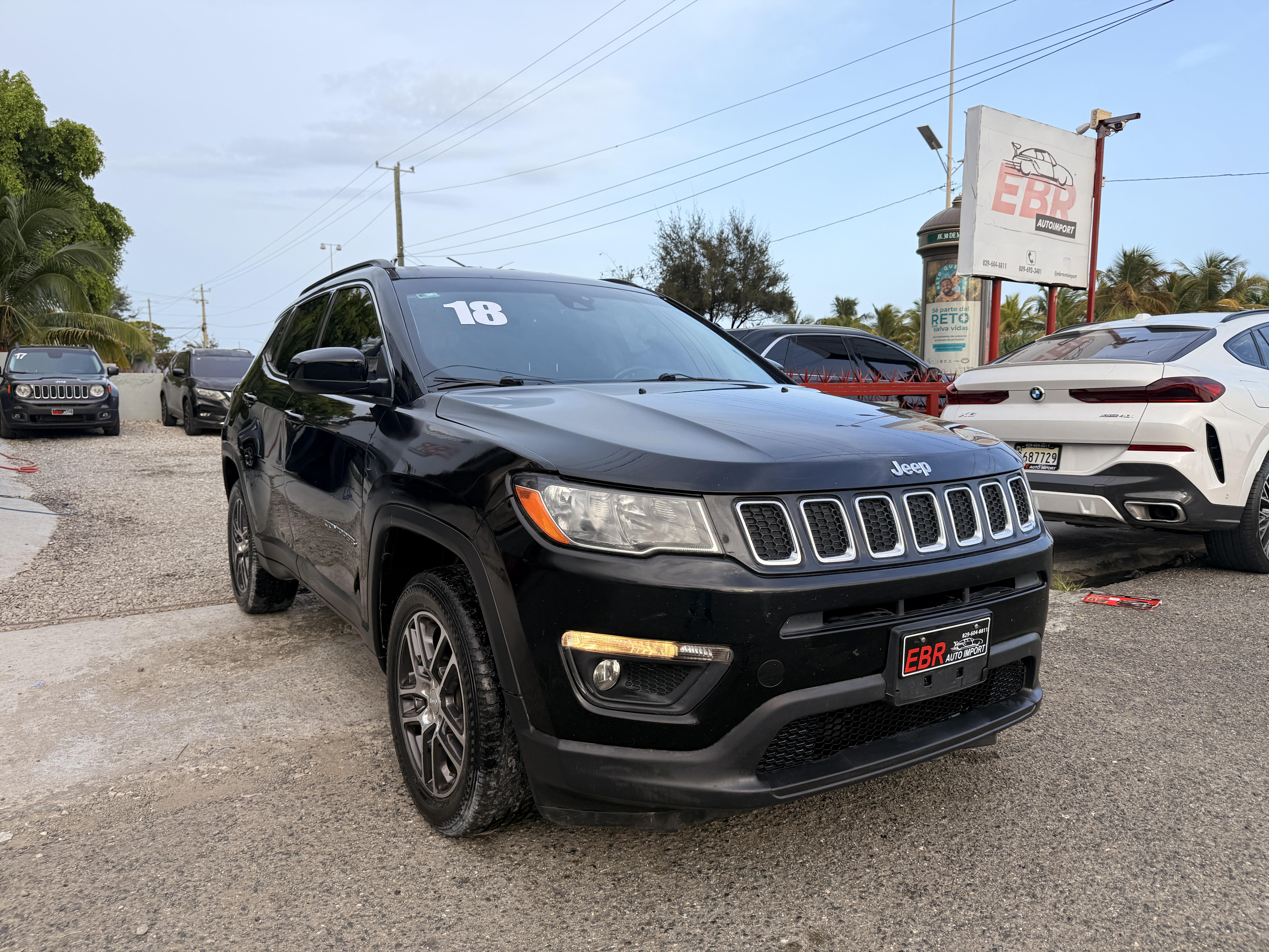 Jeep Compass Latitude 4x4 2018 Foto 7322158-1.jpg
