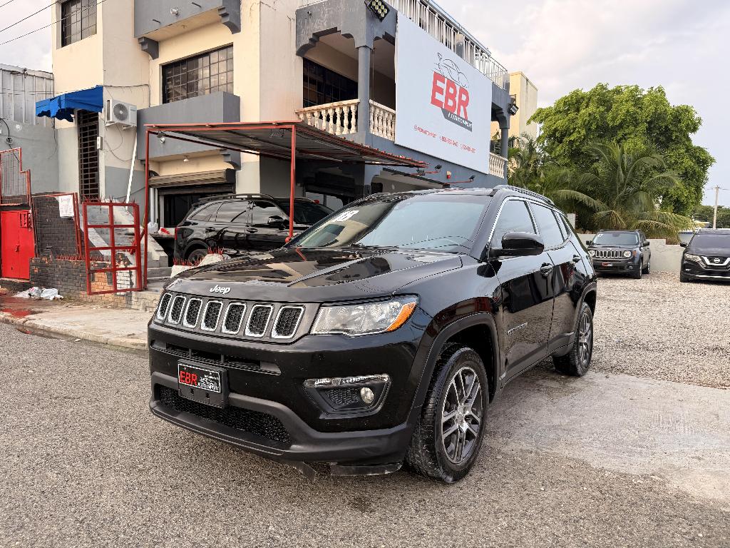 Jeep Compass Latitude 4x4 2018 Foto 7322158-2.jpg