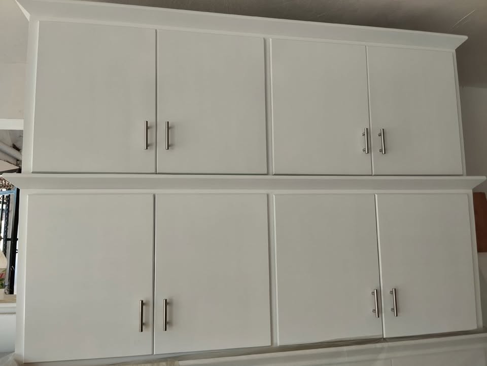 Gabinete de cocina blanco pequeño  Foto 7322161-4.jpg
