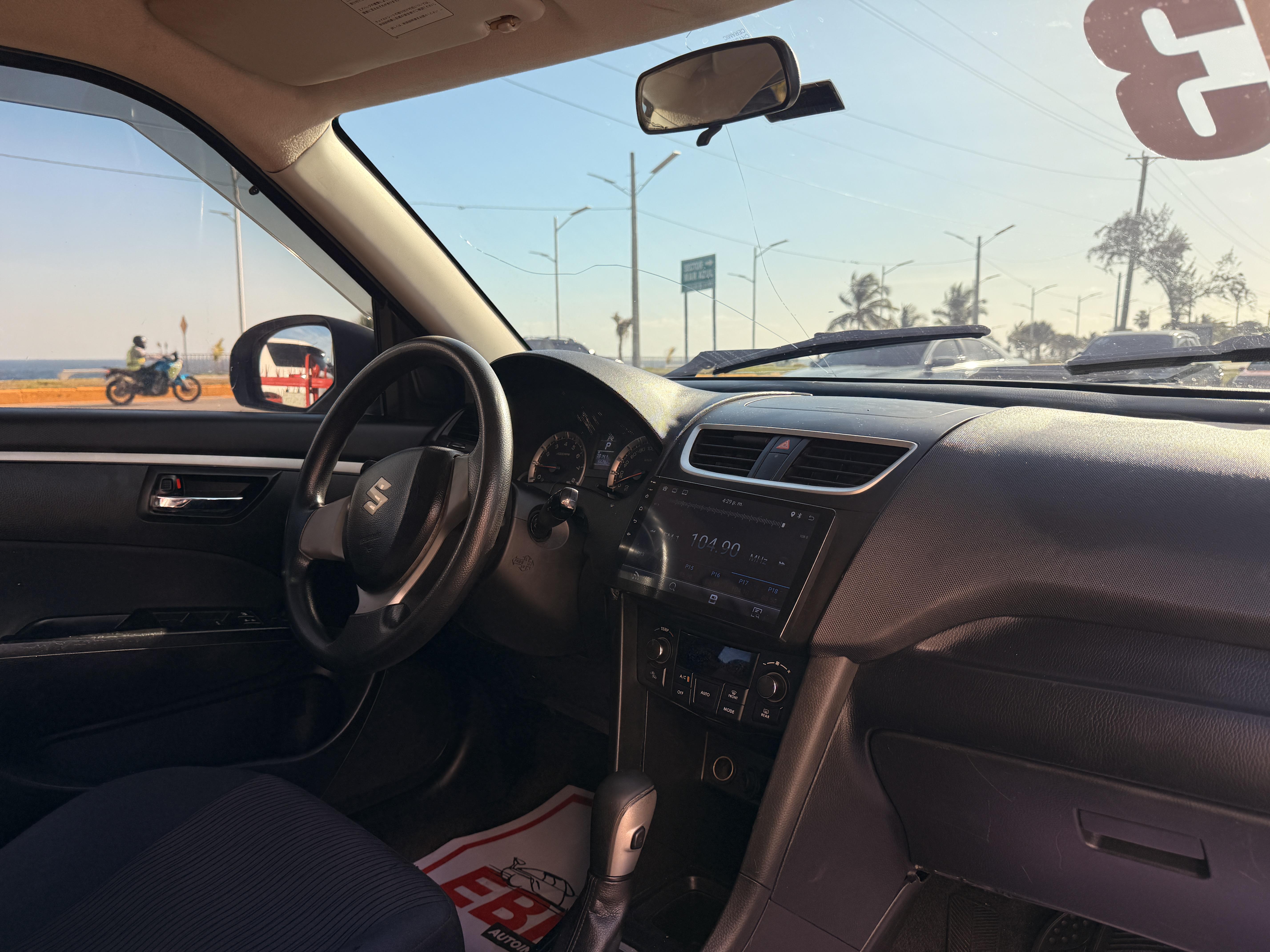 Suzuki Swift 2013 Foto 7322163-6.jpg
