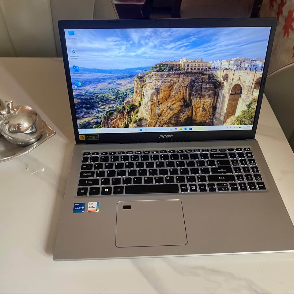 Acer Aspire 5  i5 11.a Gen 2.4 GHz  12GB RAM  500GB SSD  15.6  Teclado Foto 7322238-7.jpg