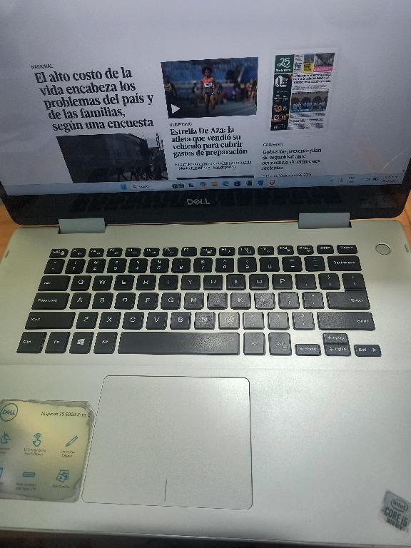 Laptop Dell Inspiron 15 5000 Foto 7322241-6.jpg