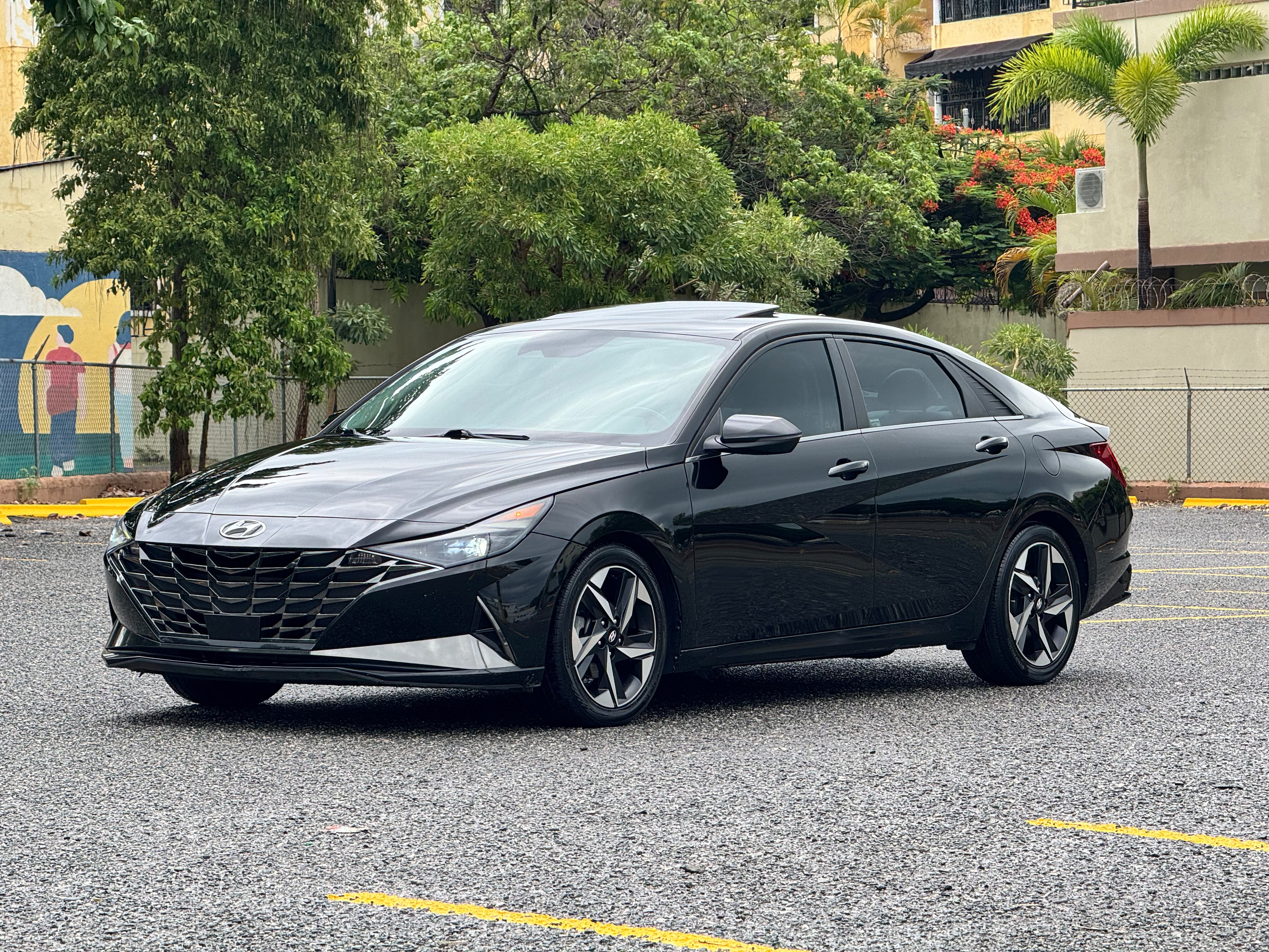 Hyundai Elantra Límited 21  Foto 7322391-3.jpg