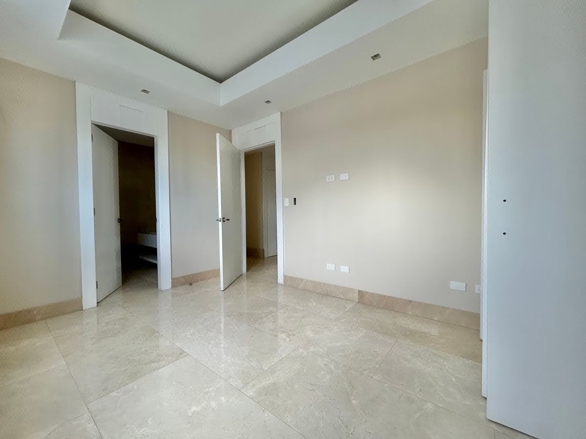 Lujoso apartamento en venta en torre eco-verde en Naco Foto 7322480-6.jpg