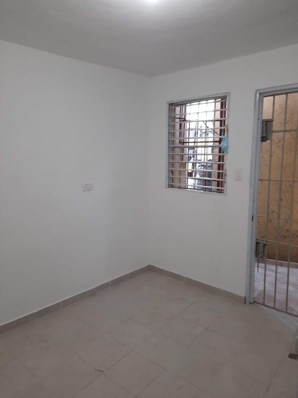 SE ALQUILA APARTAESTUDIO EN STO DOM OESTE Foto 7322496-3.jpg