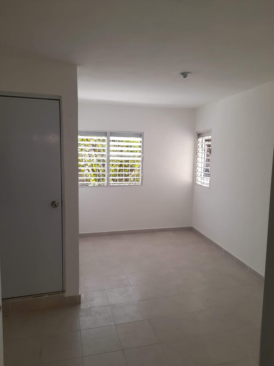 SE ALQUILA APARTAESTUDIO EN STO DOM OESTE Foto 7322496-6.jpg