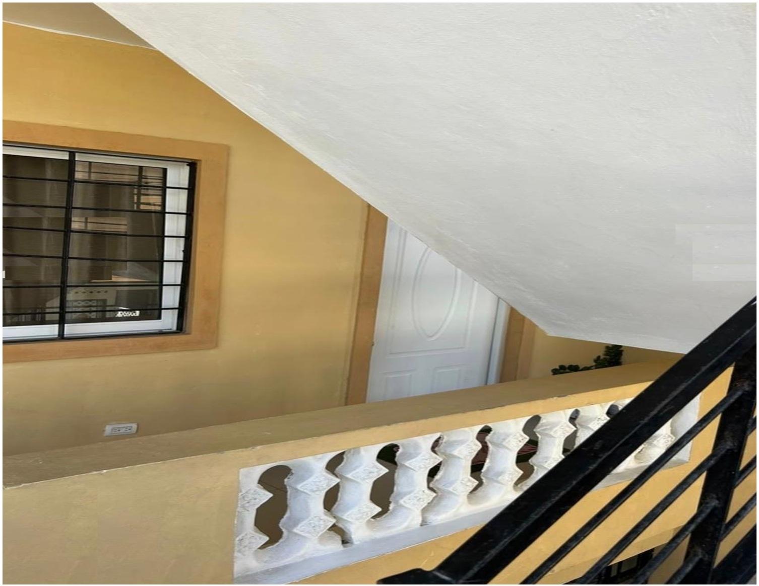 Vendo Edificio de 3 Niveles con 4 APTOS en Los Maestros de PUERTO PLAT Foto 7322558-2.jpg