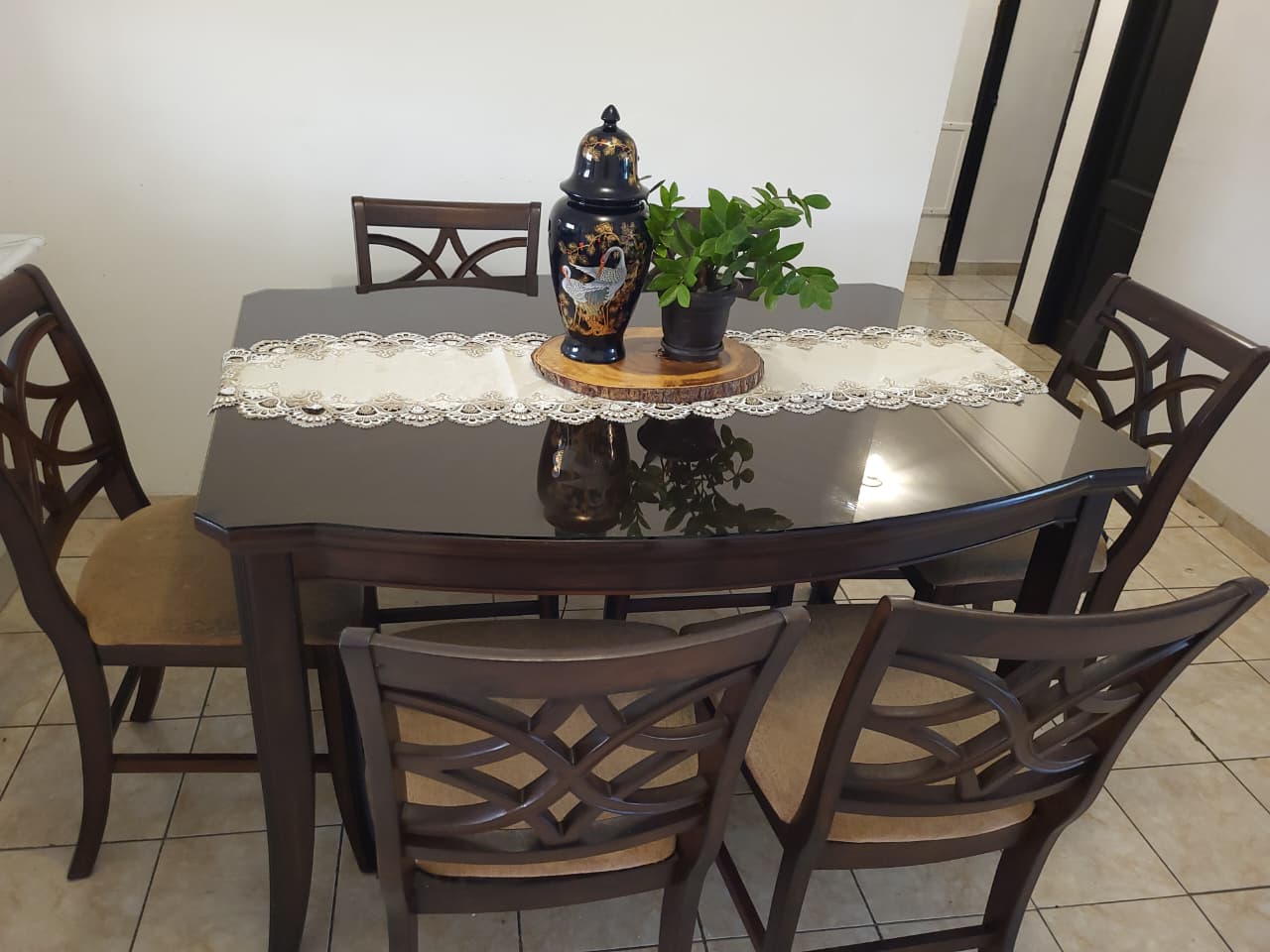 COMEDOR DE MADERA EXTENSIBLE – 6 A 8 PUESTOS    Foto 7322560-4.jpg