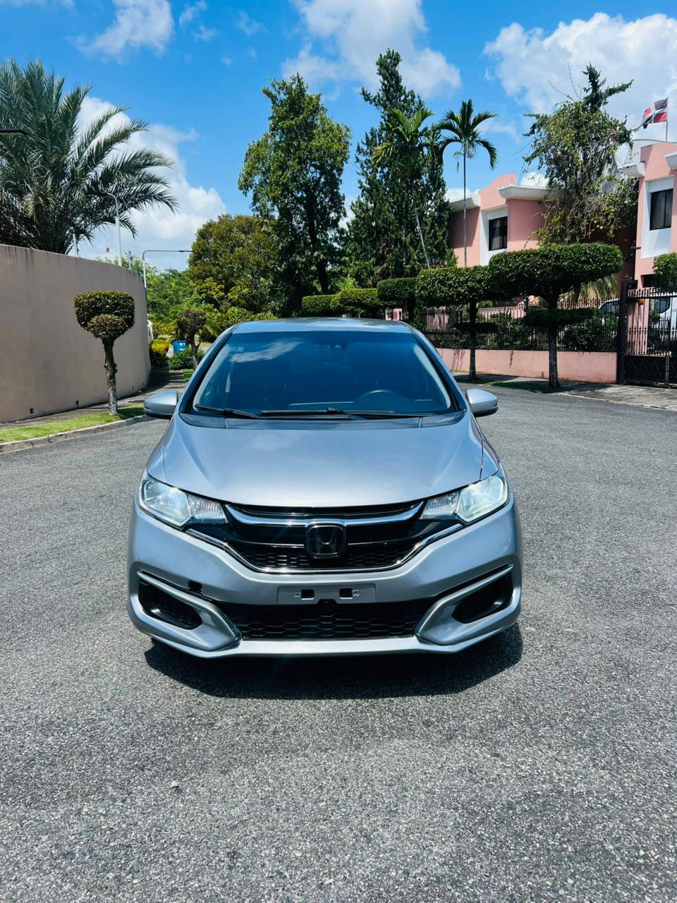 Honda fit   Año 2018  Versión japonesa  Foto 7322570-13.jpg